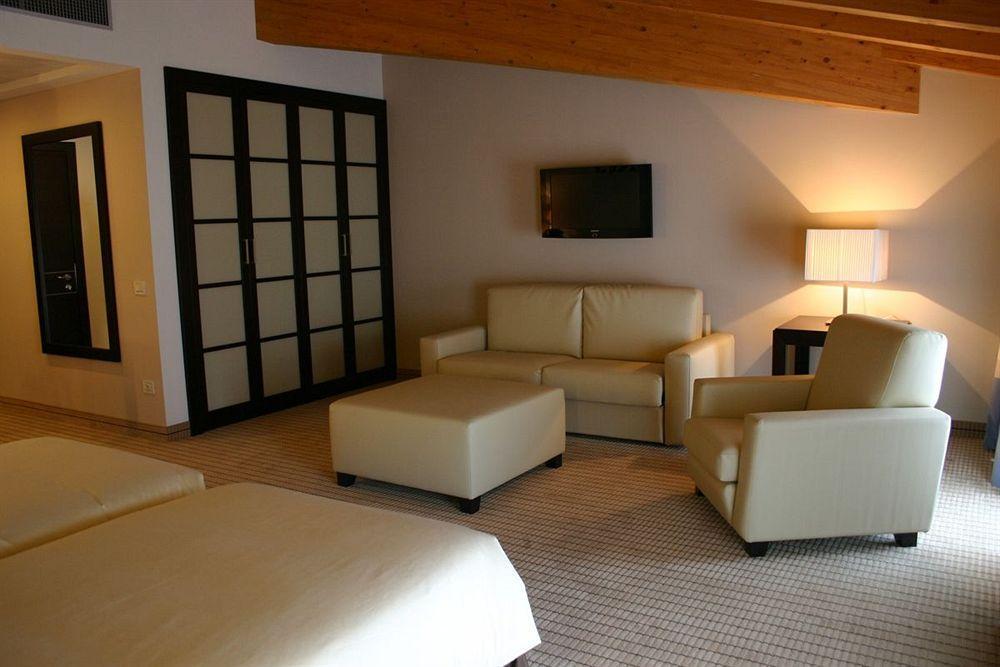 Hotel & Residence ヴィッラ・バルトロメーア エクステリア 写真