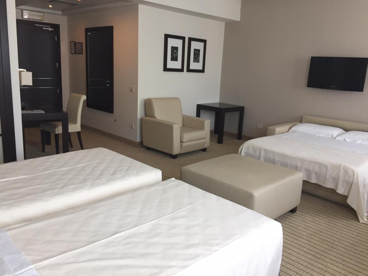 Hotel & Residence ヴィッラ・バルトロメーア エクステリア 写真